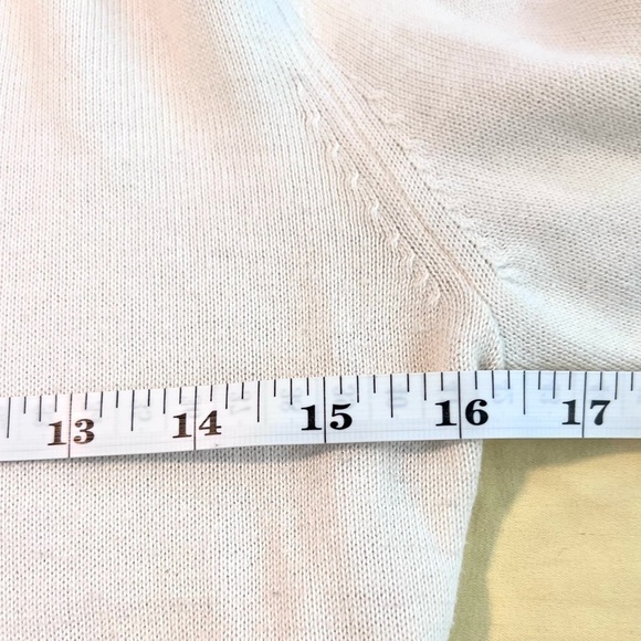 Banana Republic,Gorgeous Ivory,Soft Ribbed Turtleneck,Wardrobe Staple Size XS - Picture 8 of 11